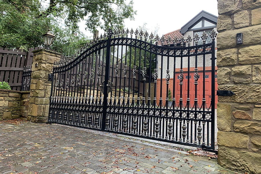 Driveway Gate Automation Installation Costs and Security Benefits